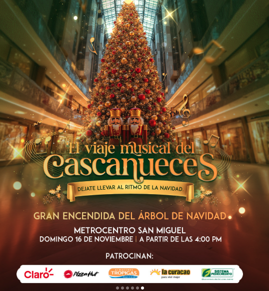 GRAN ENCENDIDA DEL ARBOL DE NAVIDAD